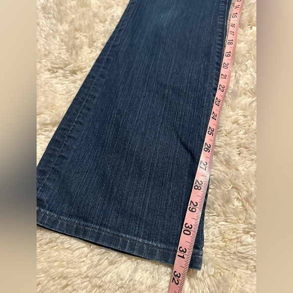 LOFT Women's Size 10x31.5 Original Bootcut Denim Blue Jeans EUC - Picture 4 of 9